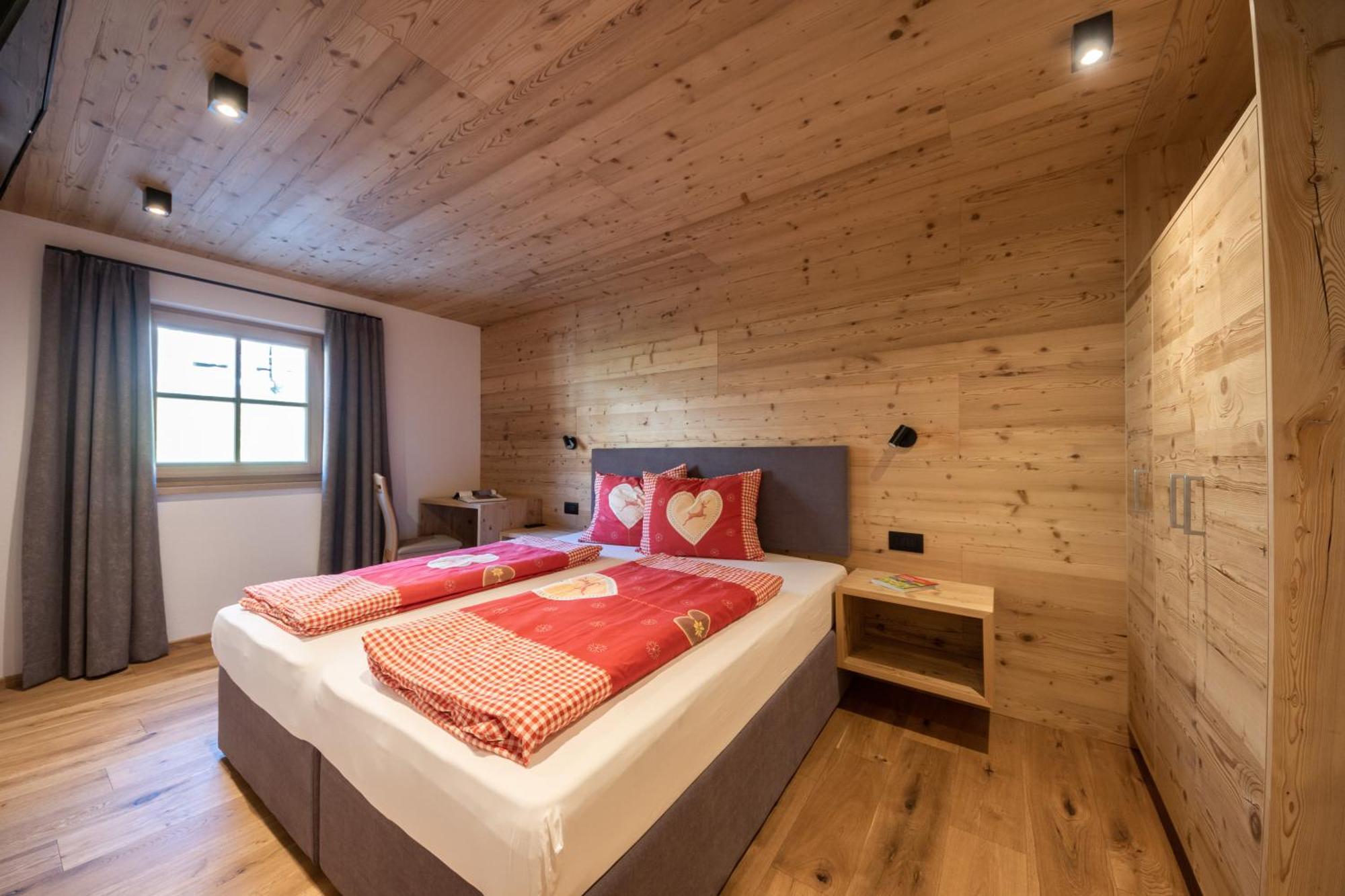 Agriturismo Luech De Vanc ซานมาร์ตีโน อิน บาร์เดีย ภายนอก รูปภาพ
