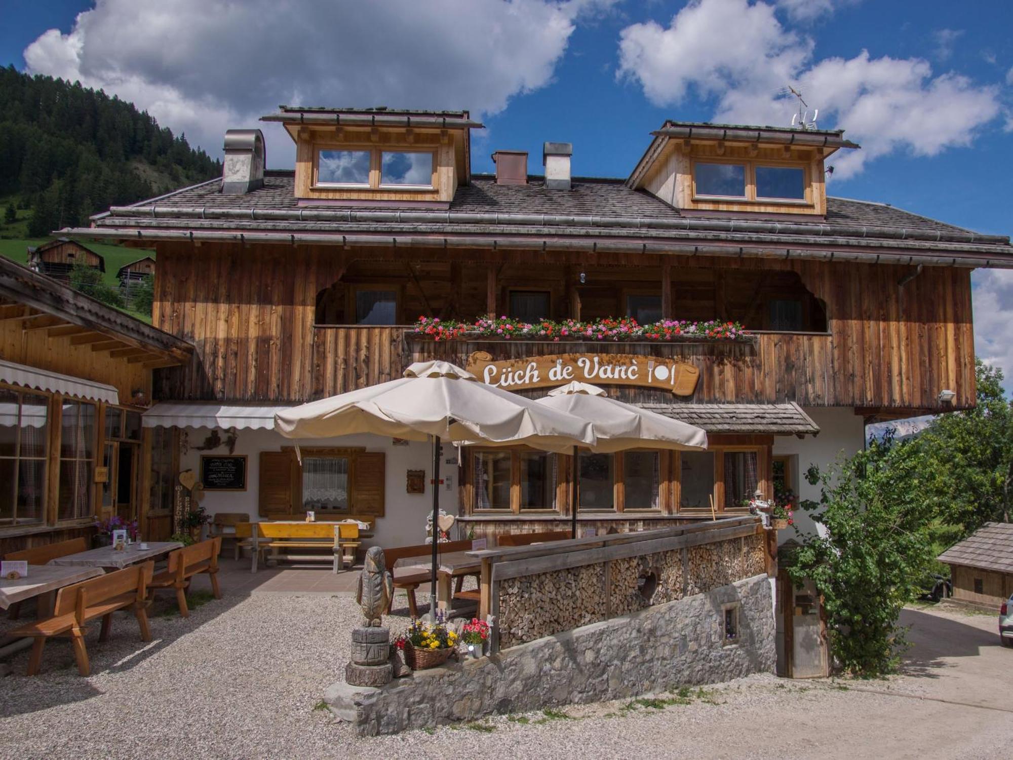 Agriturismo Luech De Vanc ซานมาร์ตีโน อิน บาร์เดีย ภายนอก รูปภาพ