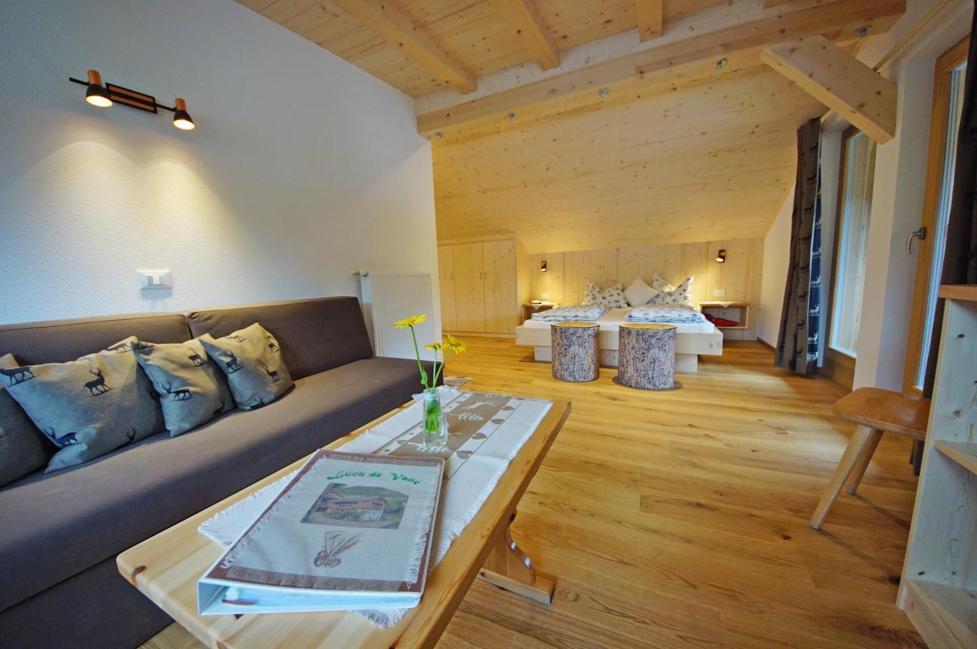 Agriturismo Luech De Vanc ซานมาร์ตีโน อิน บาร์เดีย ภายนอก รูปภาพ